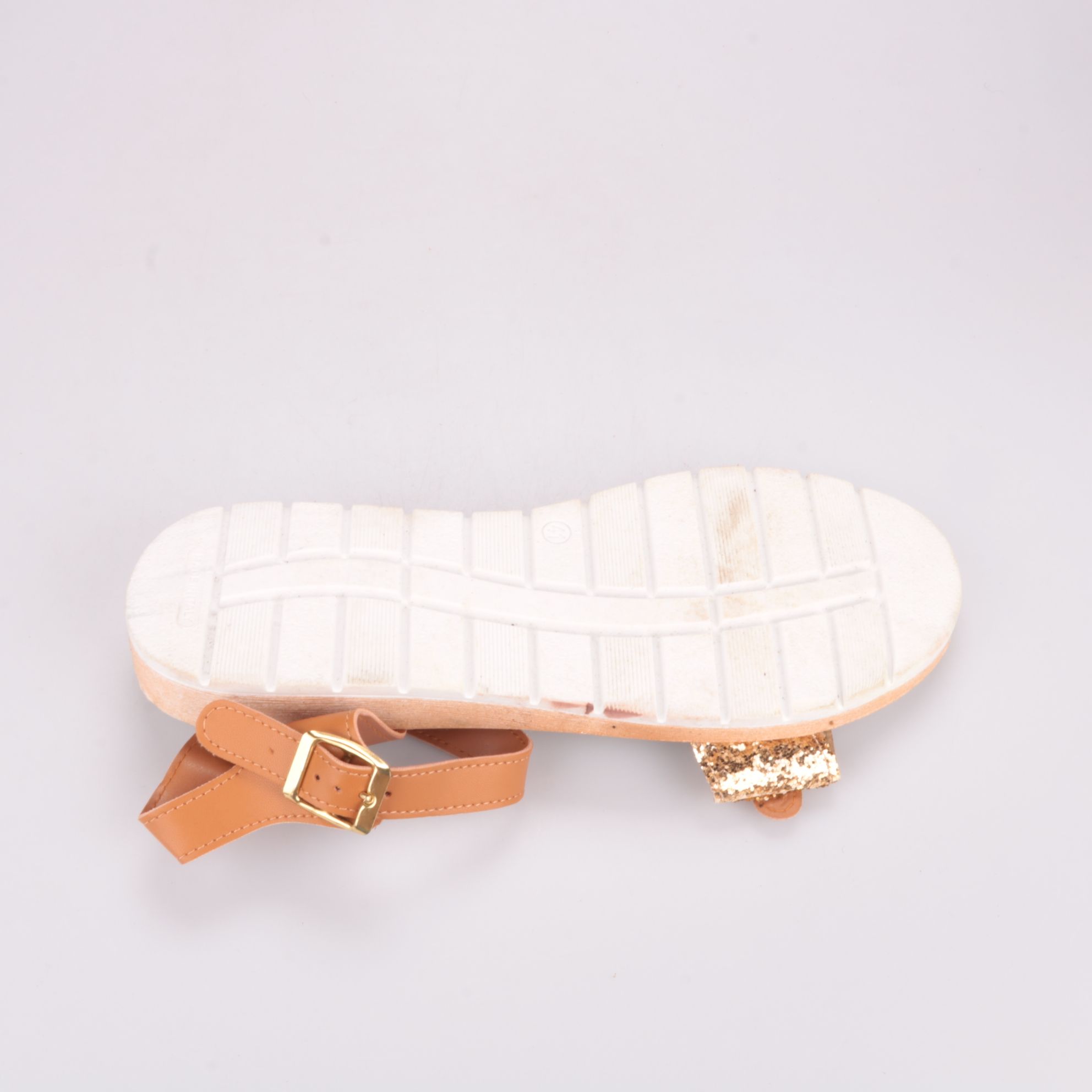 сандалии Etelka