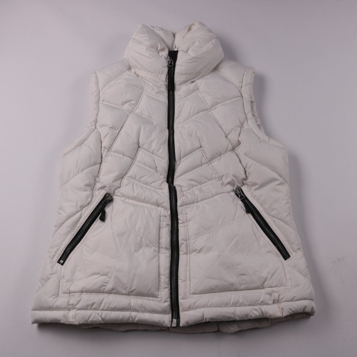 жилет Human Nature