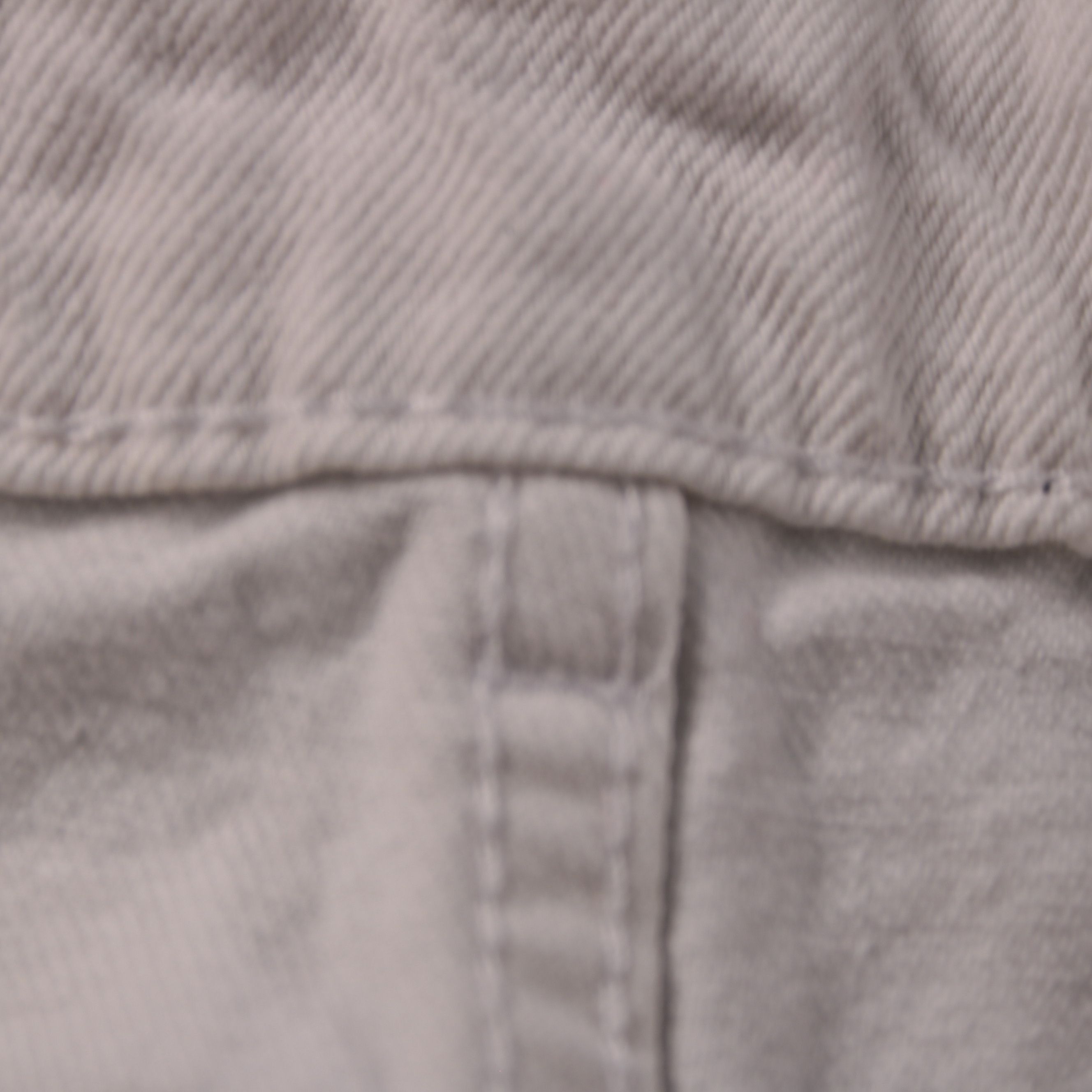 шорты не указано