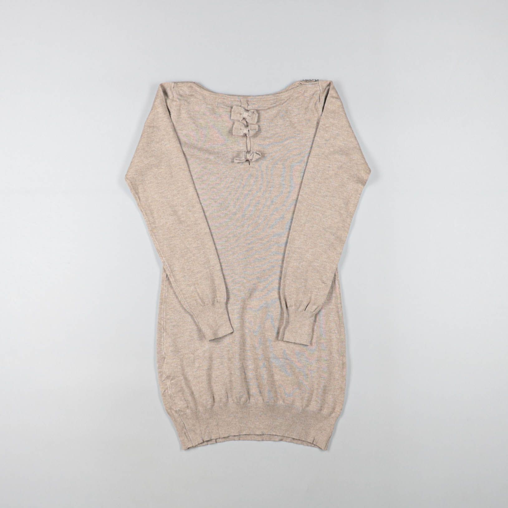 платье не указано