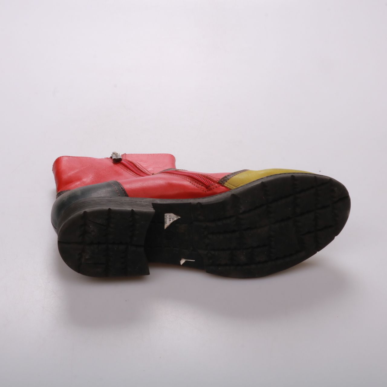 ботинки Laura Vita