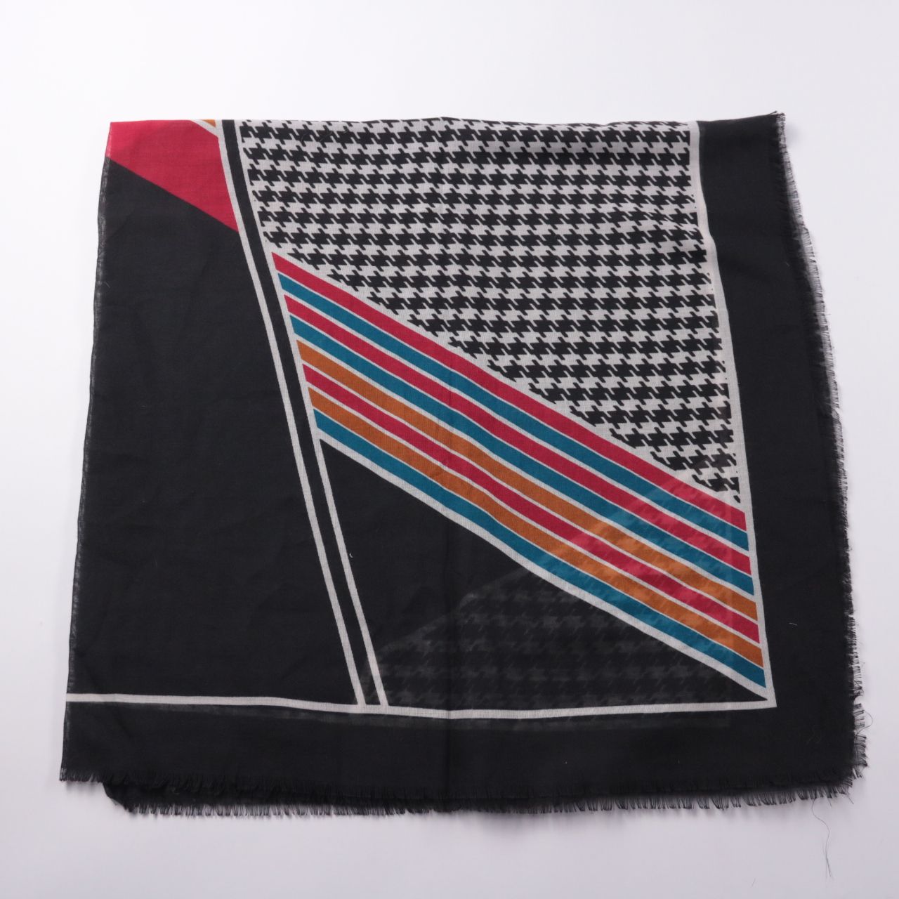 шарф не указано