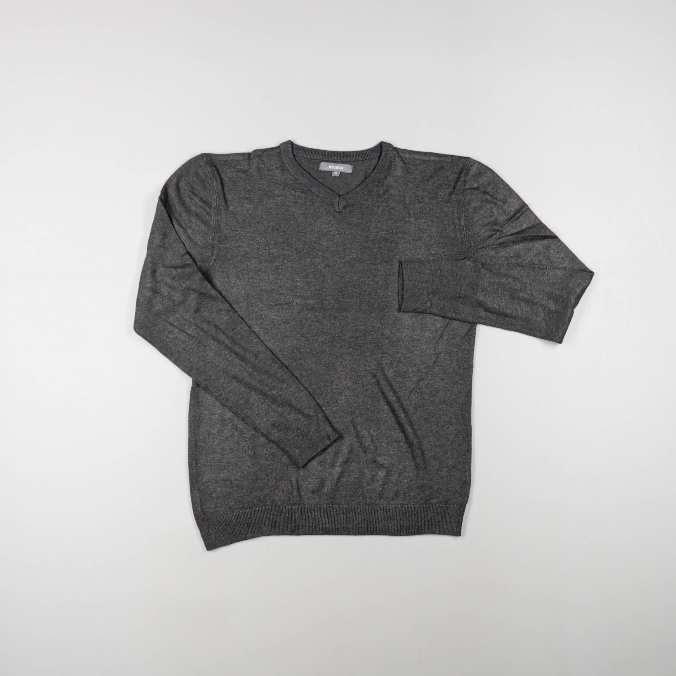 джемпер Studio