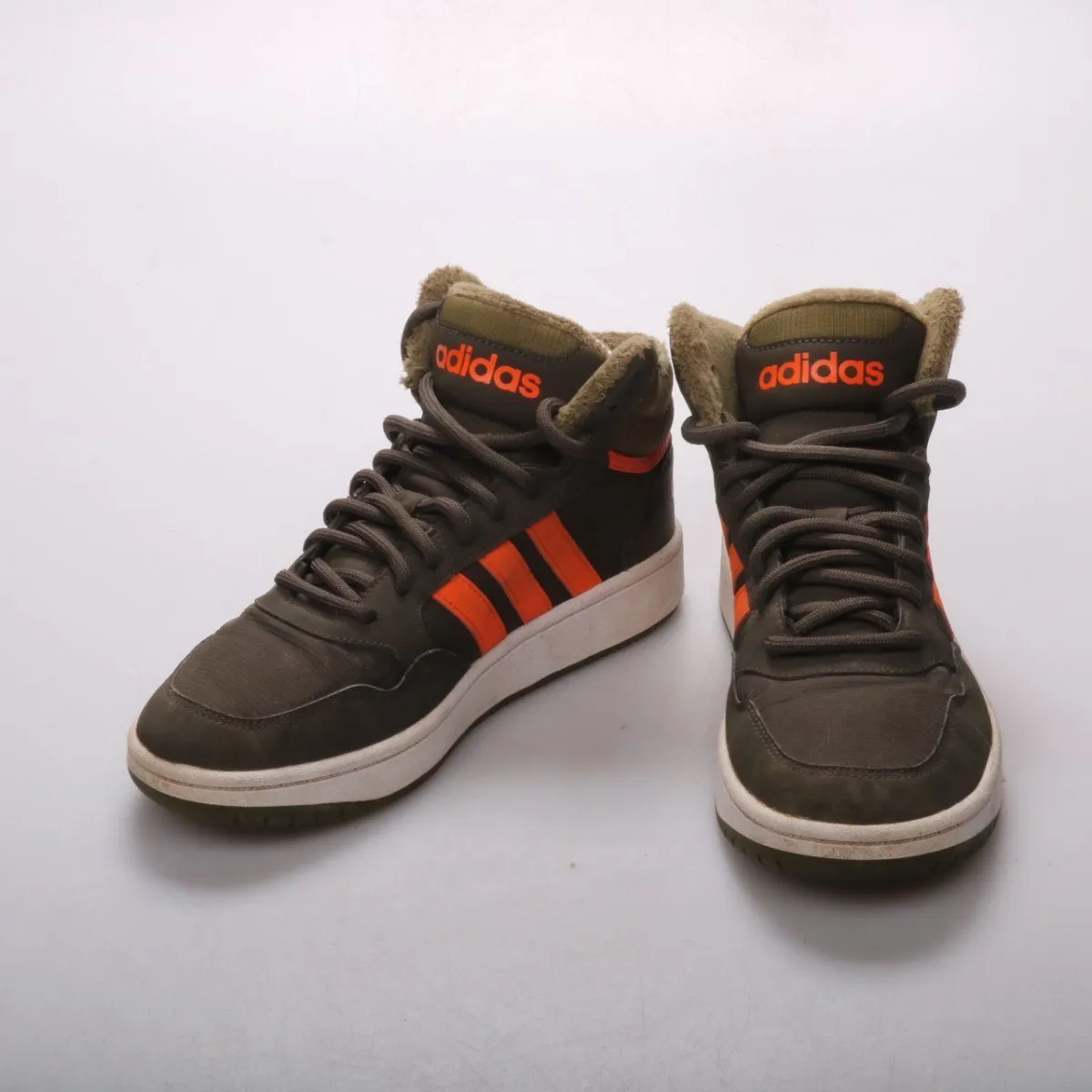 кроссовки Adidas