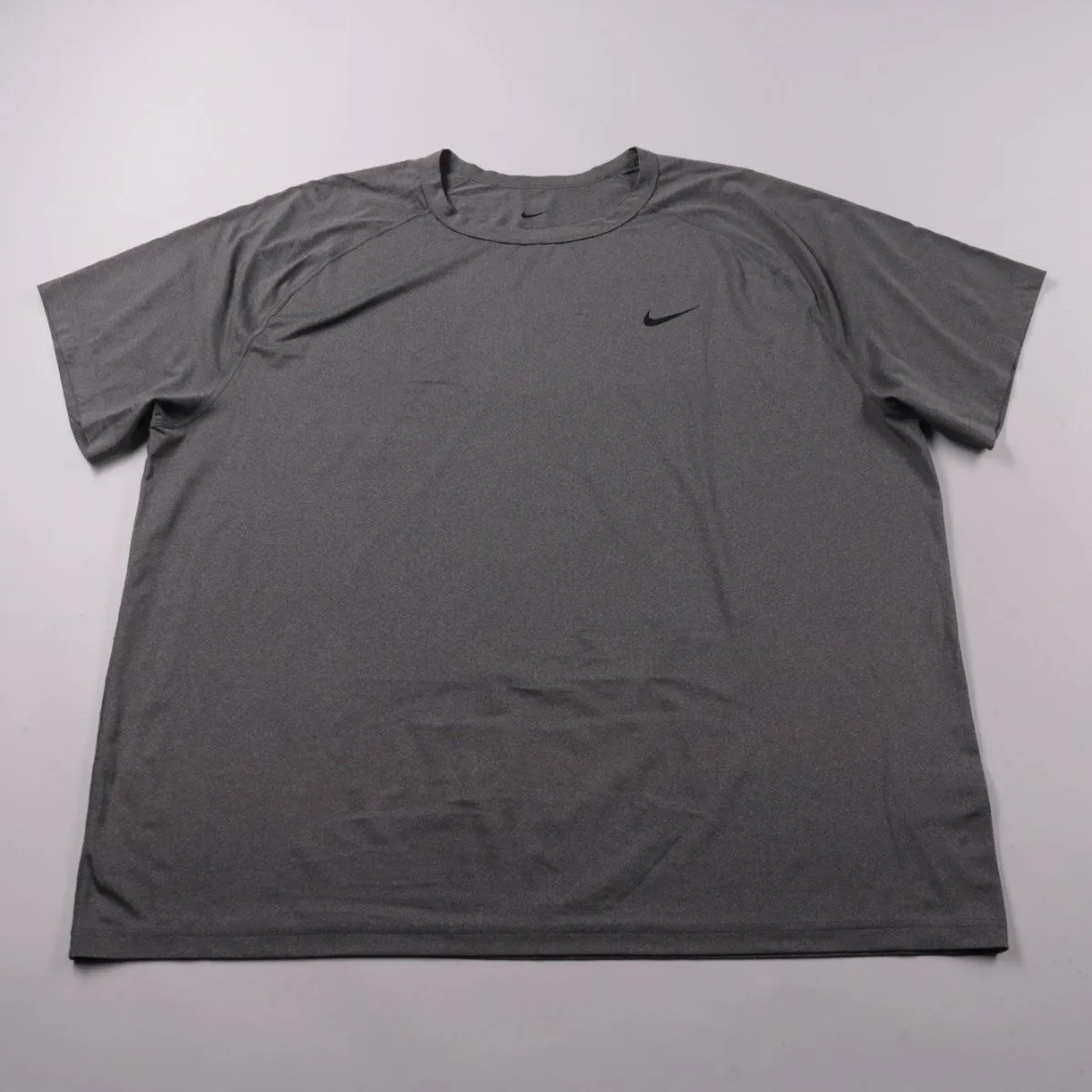 футболка Nike