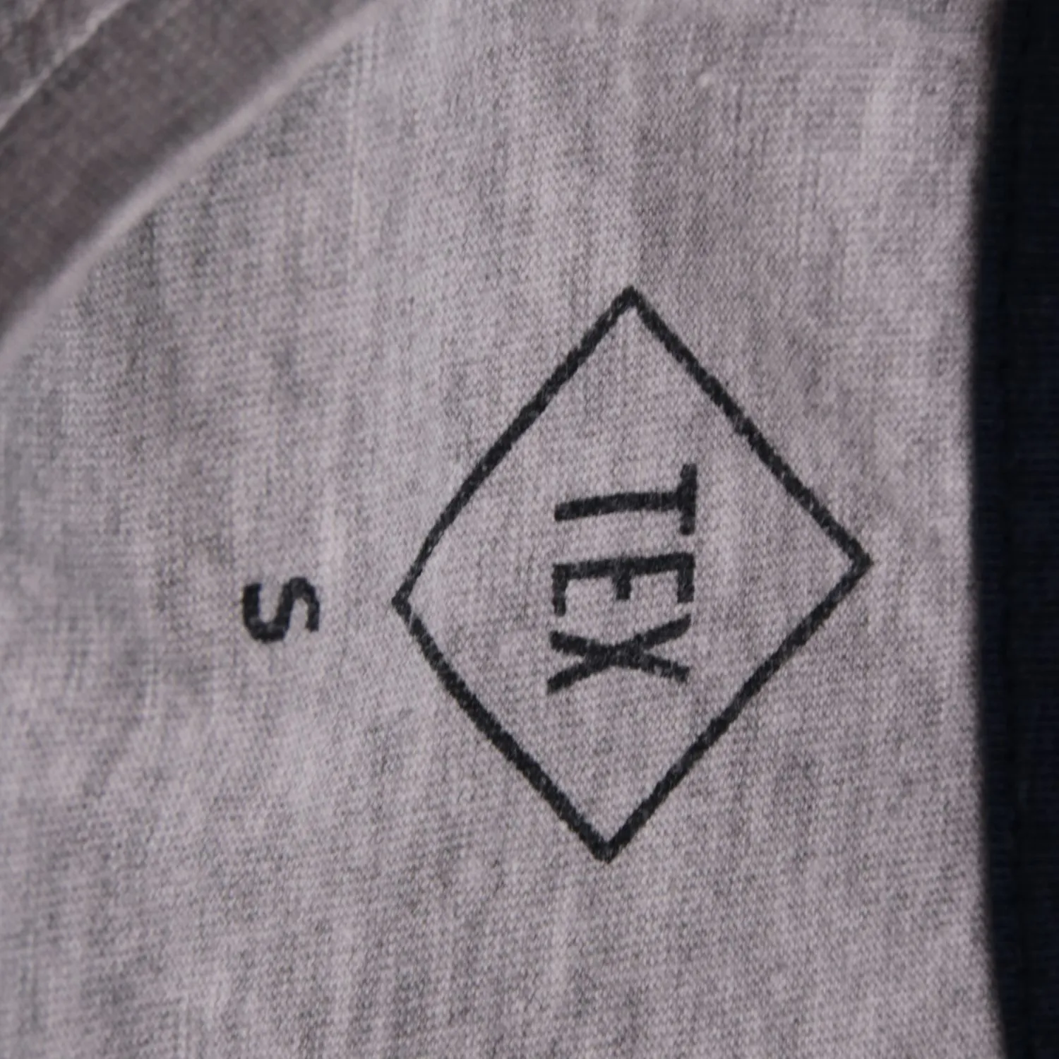 лонгслив Tex