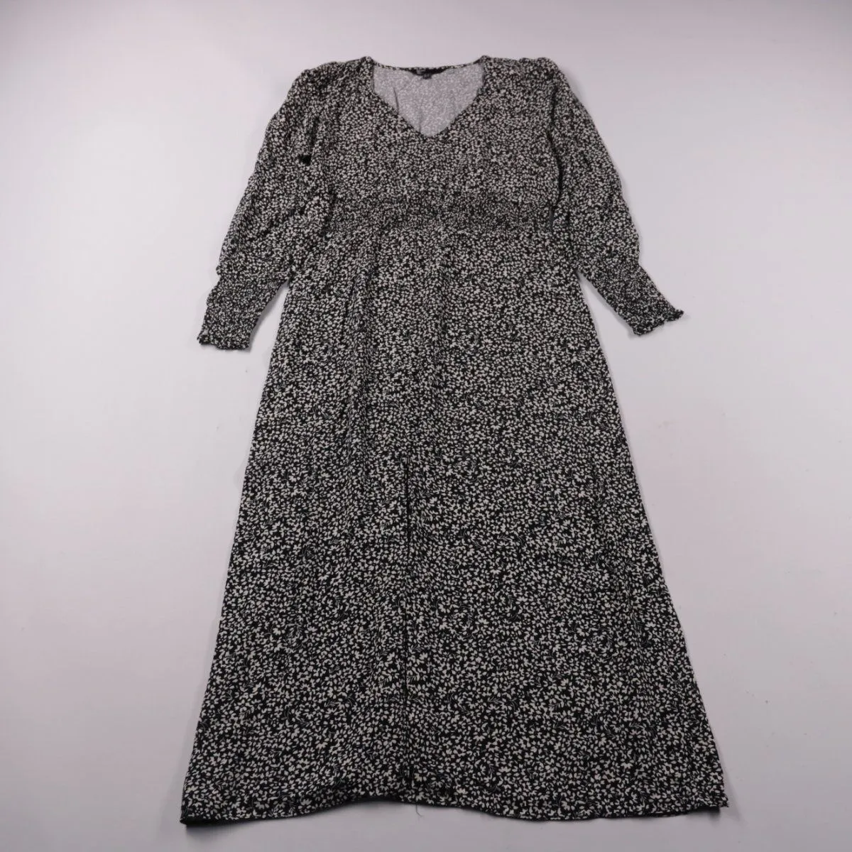 платье Friends Like These